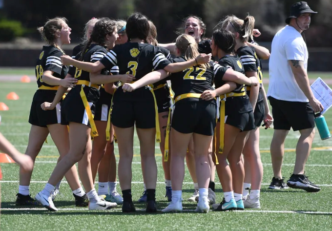 Girl's Flag Football In Georgia Is A Huge Step For Women's Sports - Narcity