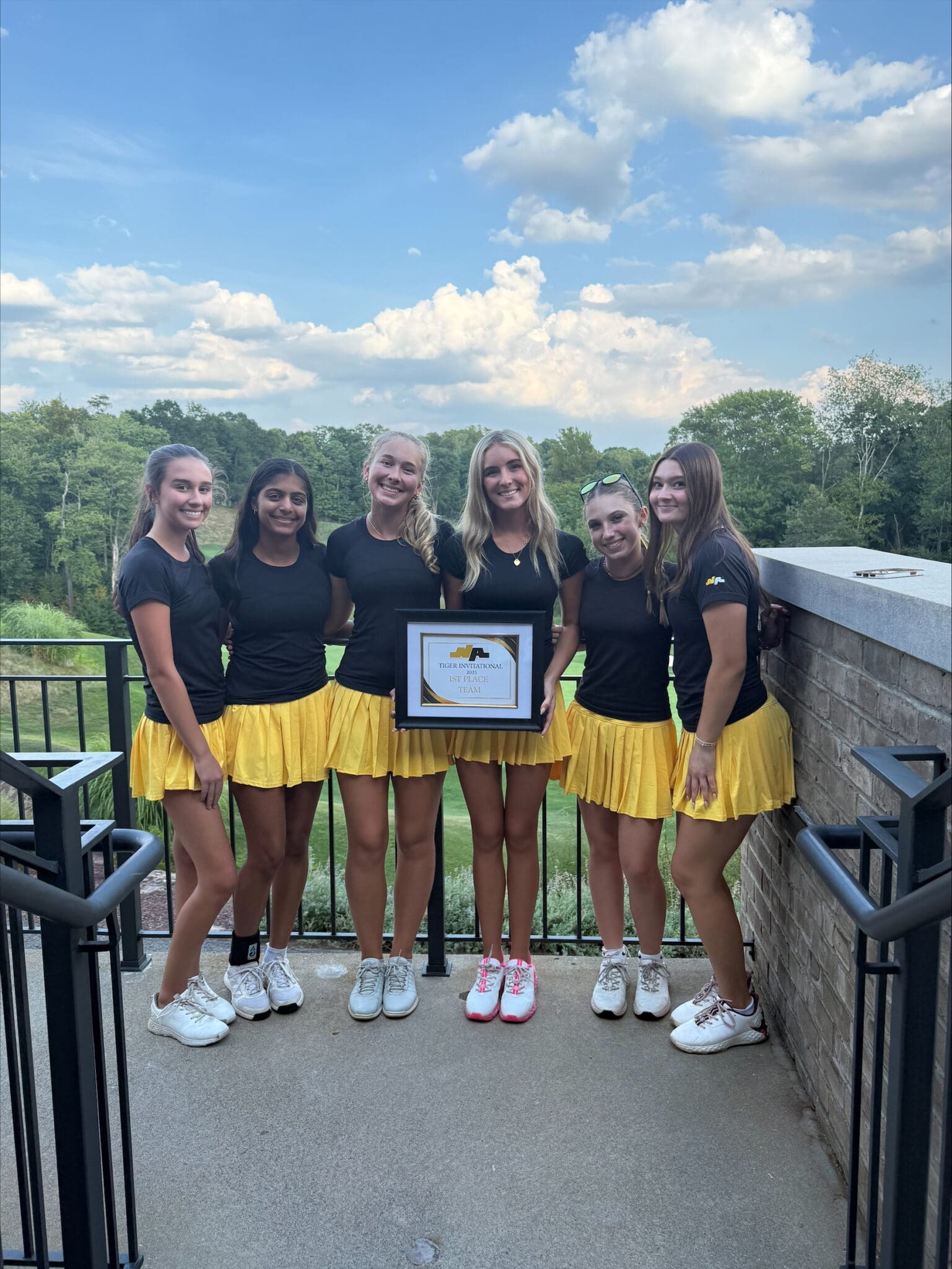 Photo Gallery of NA Tiger Invitational