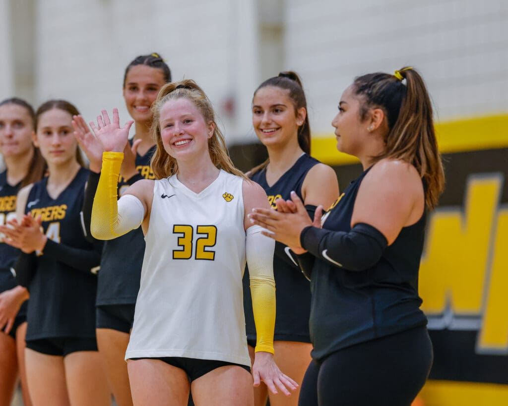 North Allegheny girls volleyball defeats Shaler 3 -1.