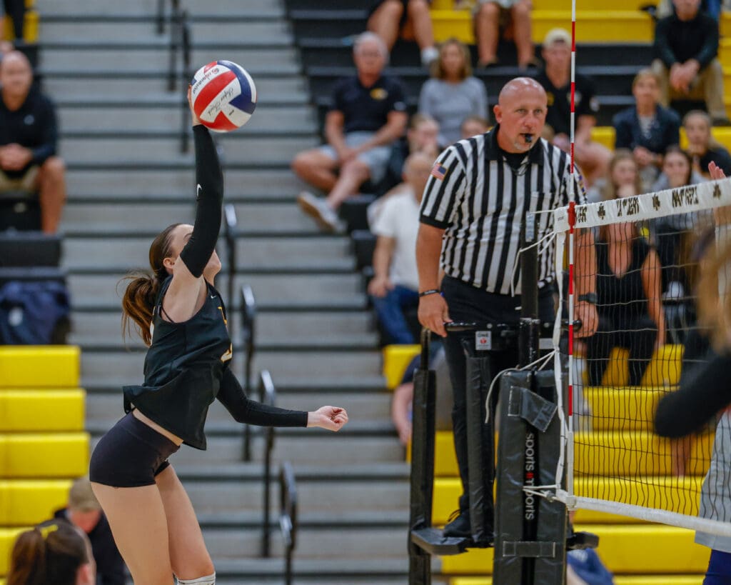 North Allegheny girls volleyball defeats Shaler 3 -1.