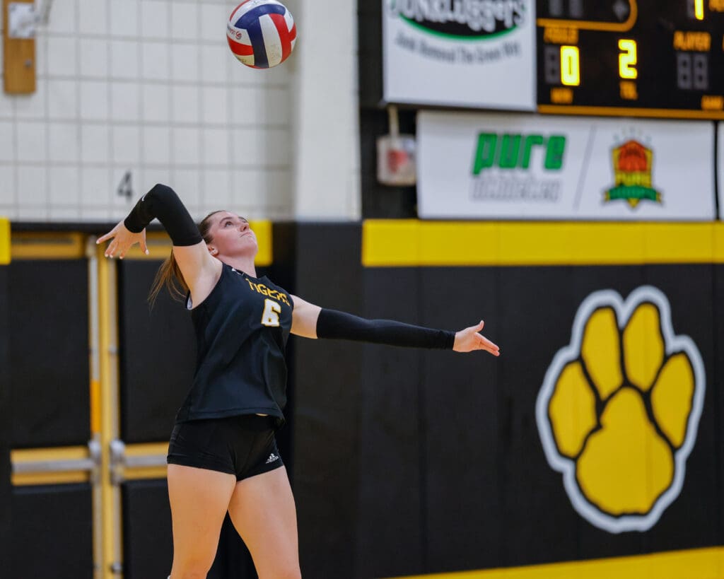 North Allegheny girls volleyball defeats Shaler 3 -1.