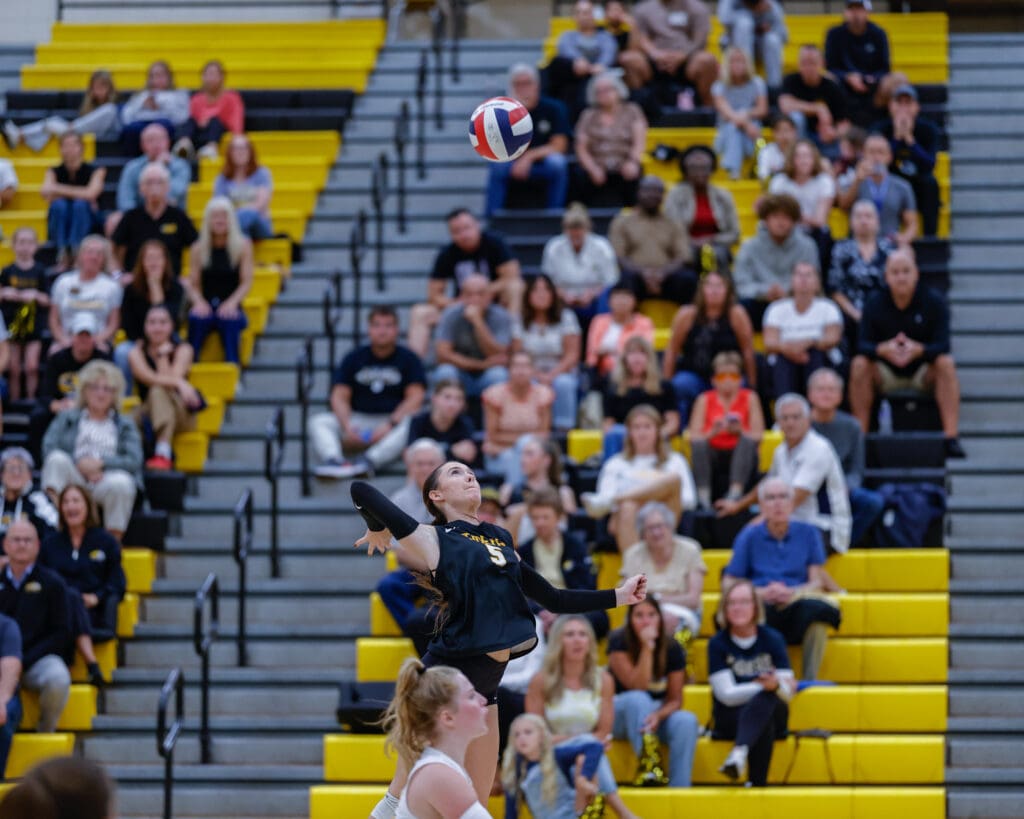 North Allegheny girls volleyball defeats Shaler 3 -1.