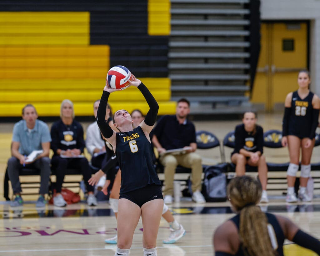 North Allegheny girls volleyball defeats Shaler 3 -1.