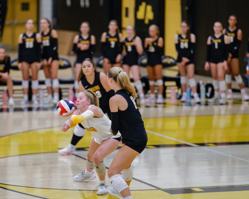 North Allegheny girls volleyball defeats Shaler 3 -1.
