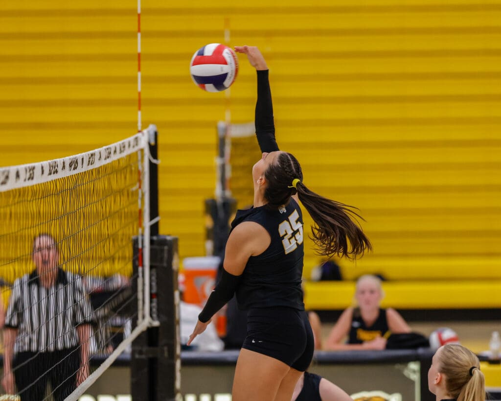 North Allegheny girls volleyball defeats Shaler 3 -1.