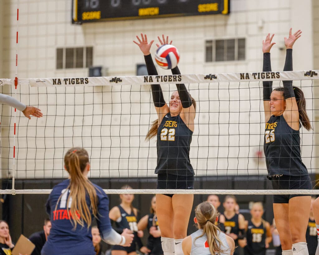 North Allegheny girls volleyball defeats Shaler 3 -1.