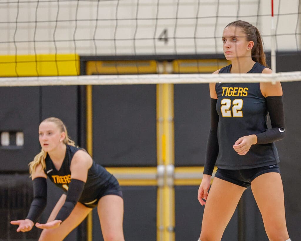 North Allegheny girls volleyball defeats Shaler 3 -1.