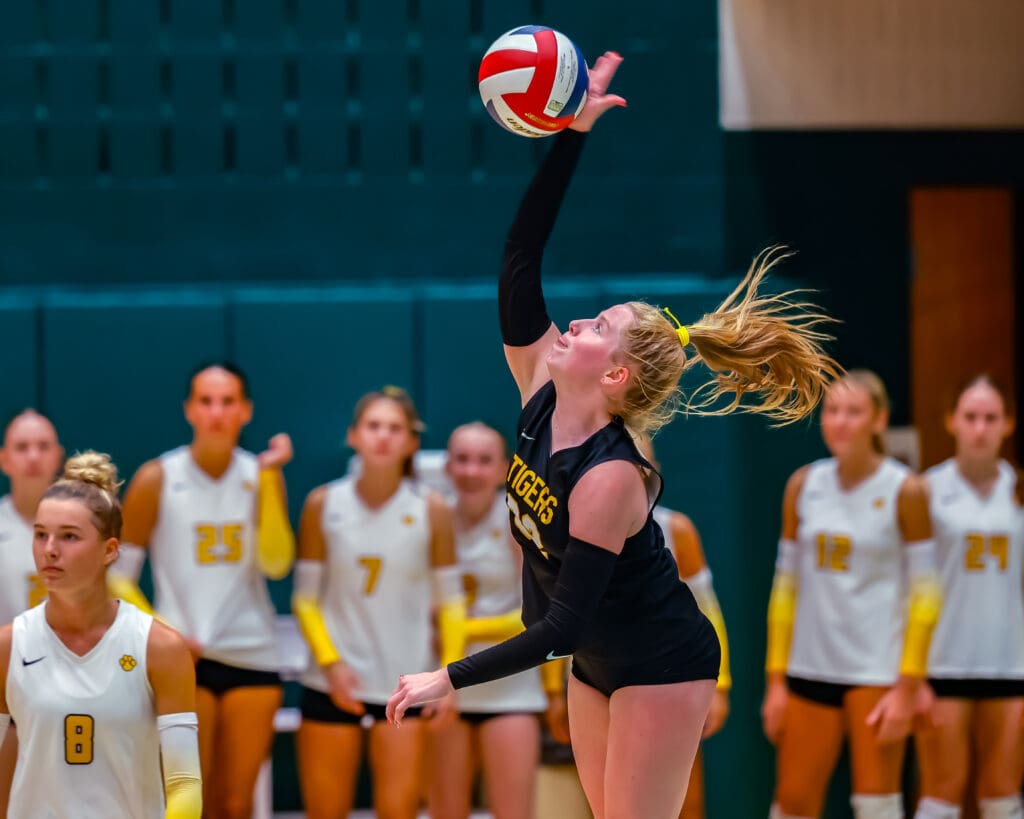 North Allegheny girls volleyball defeats Pine-Richland 3 -1.