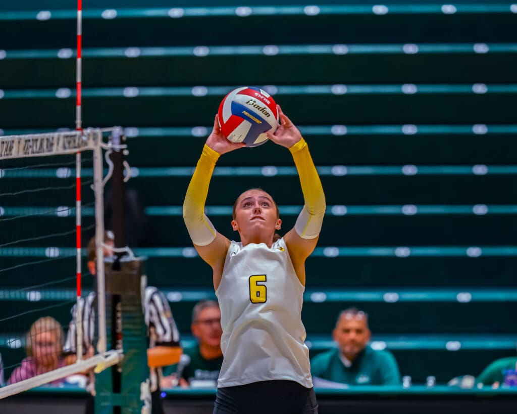 North Allegheny girls volleyball defeats Pine-Richland 3 -1.