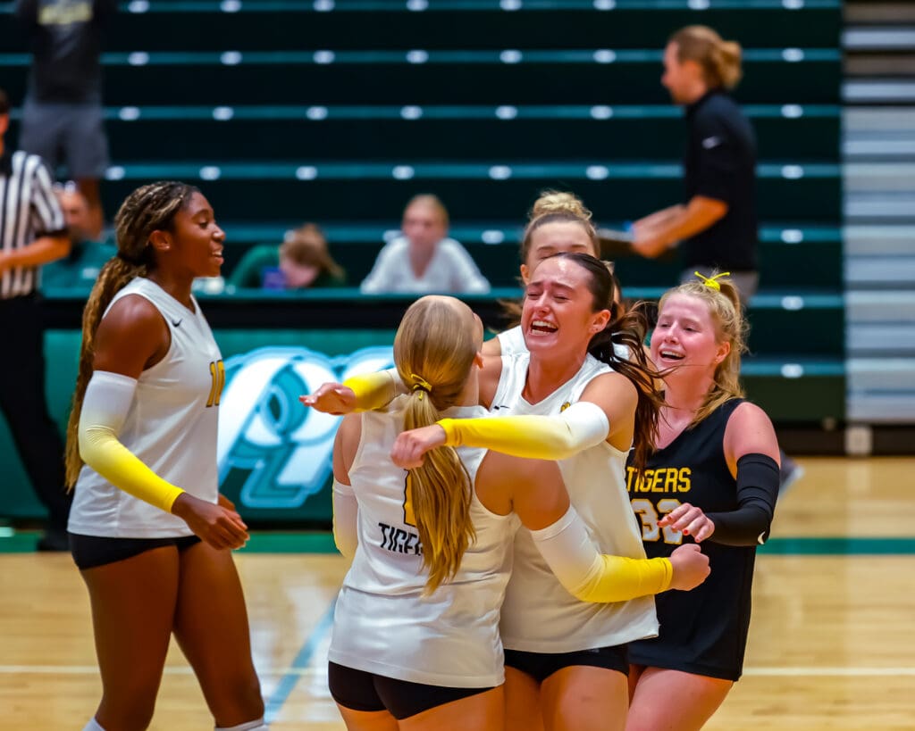 North Allegheny girls volleyball defeats Pine-Richland 3 -1.