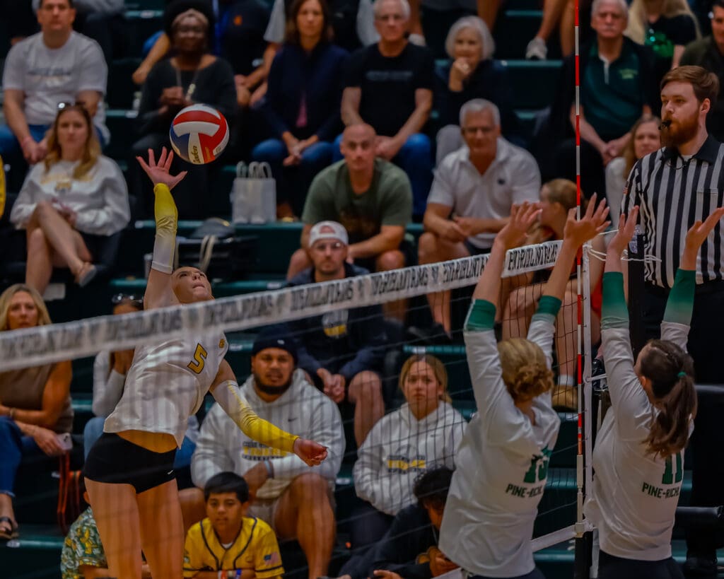 North Allegheny girls volleyball defeats Pine-Richland 3 -1.