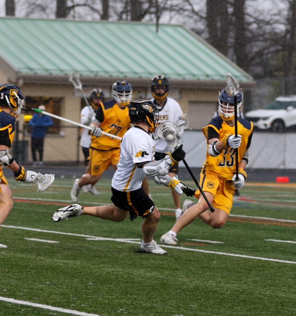 blax-vs-Mon-14
