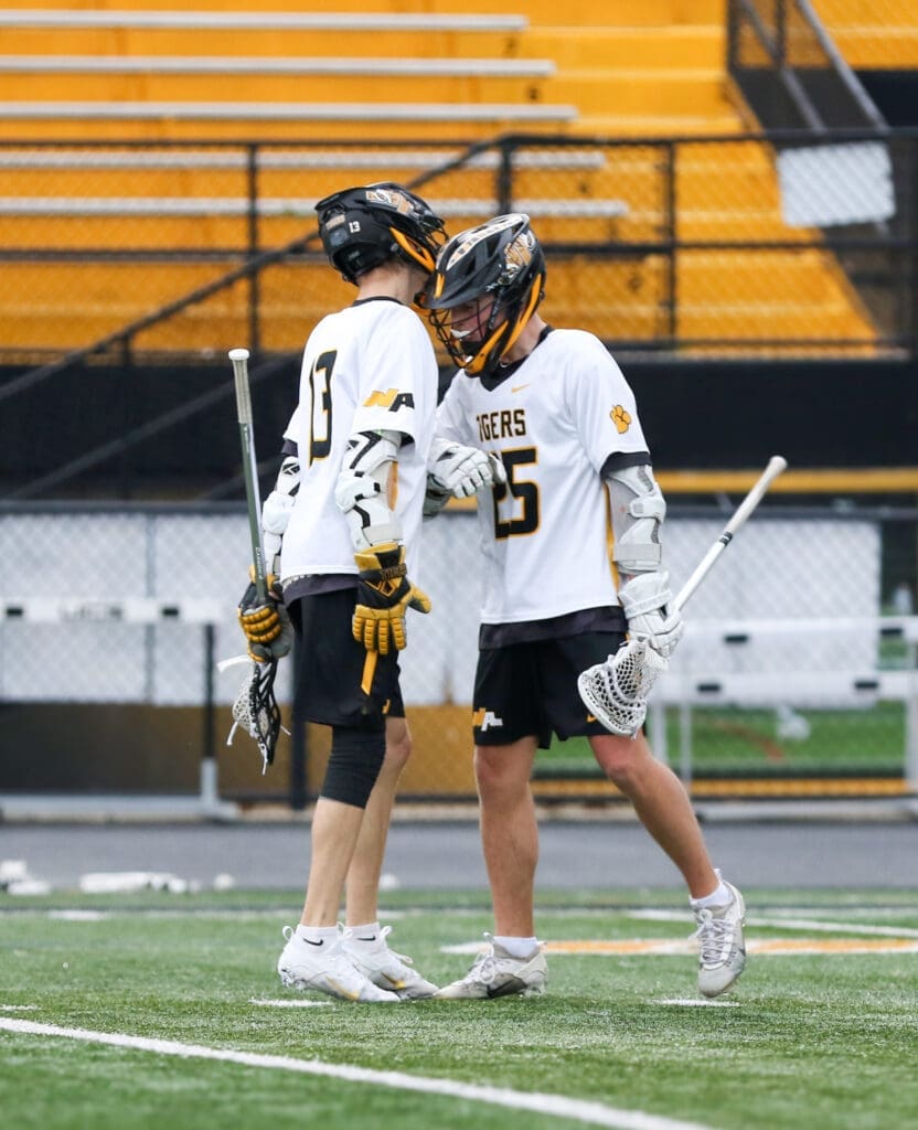 blax-vs-Mon-23