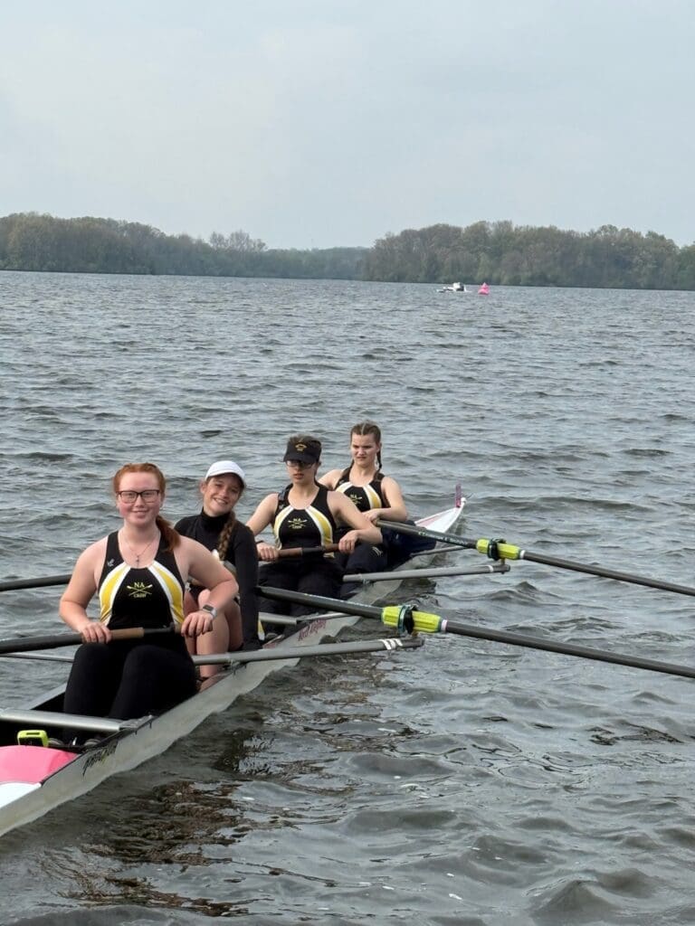 Womens Novice 4x+