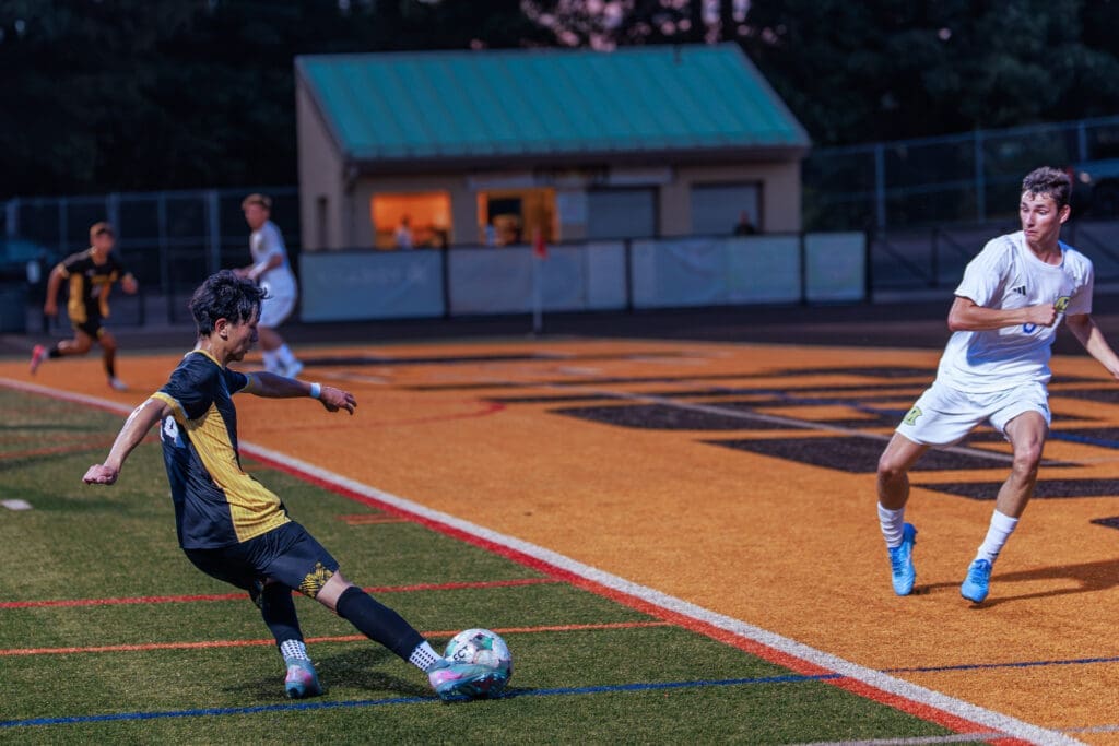 26_9_01_NA Boys Soccer