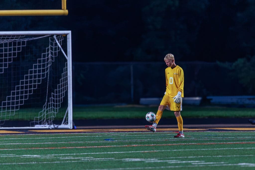 26_9_01_NA Boys Soccer