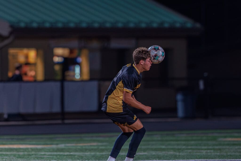 26_9_01_NA Boys Soccer