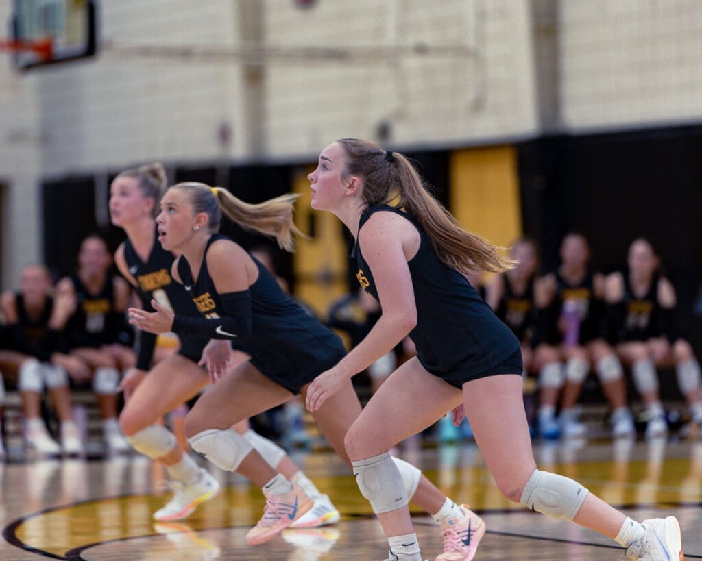 26_9_01_NA Girls Volleyball