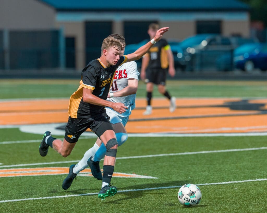 26_9_10_NA Boys Soccer