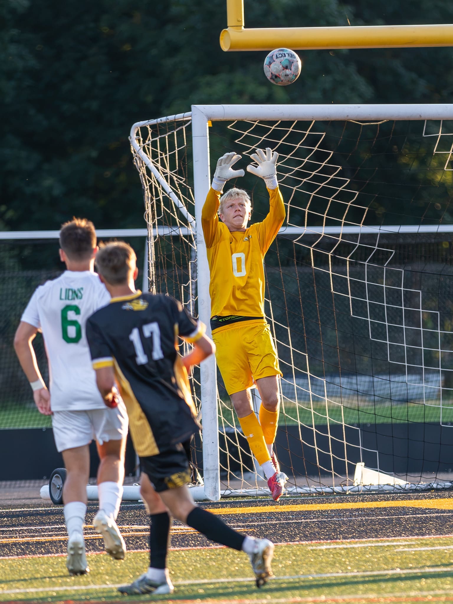 Photo Gallery of vs. South Fayette, 8-26-26 (by: Lori Heim)
